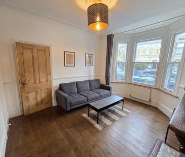 4 bedroom terraced house to rent - Photo 3