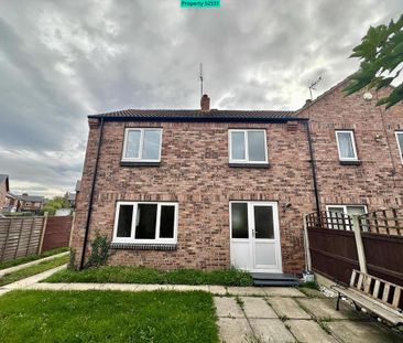 3 bedroom semi-detached house to rent - Photo 1