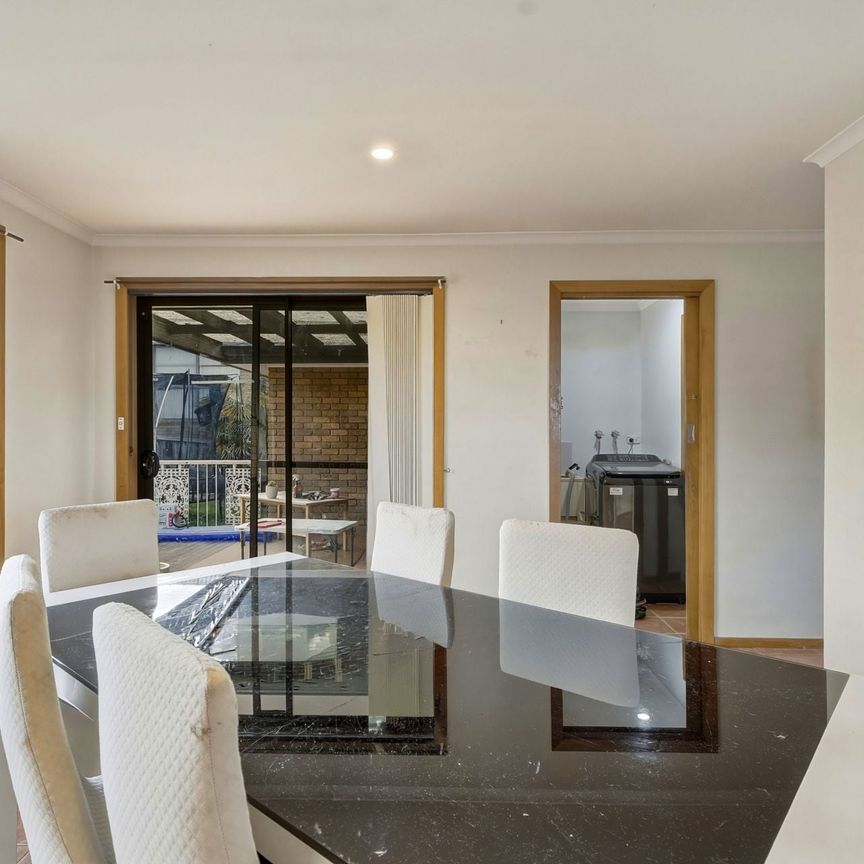 Spacious 4-Bed Family Home in Lutana - Photo 1