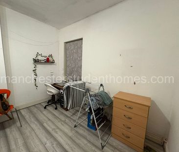 Moss Lane East, Manchester, M14 4PX - Photo 5