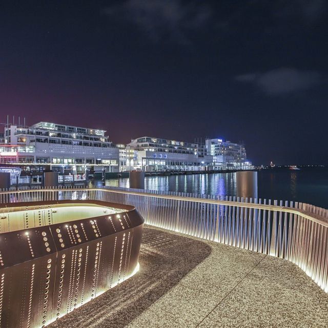Auckland's CBD Premier Waterfront Location - Photo 1