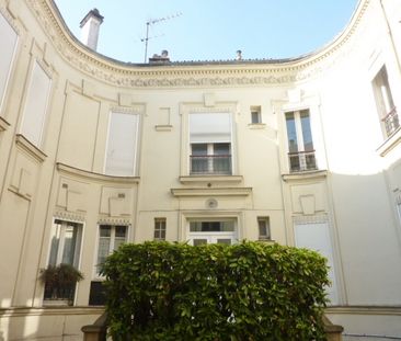 Location Appartement 3 pièces 53m² ST MAUR DES FOSSES 94100 - Photo 3