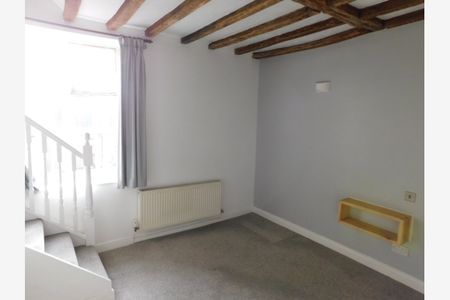 Flat 2, Bowdlers House, Town Walls, Shrewsbury, SY1 1TP - Photo 3