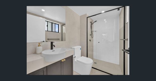 Amazing Apartment In Unbeatable Location! - Photo 1