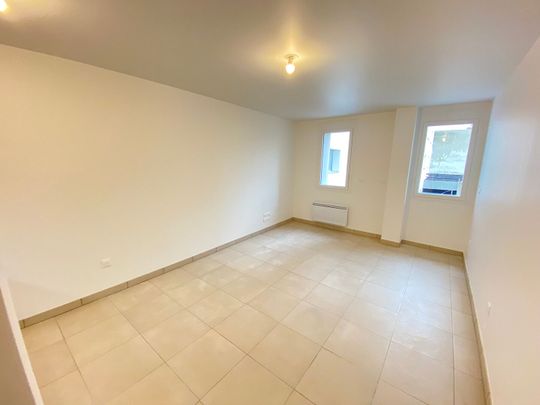 Location Appartement 1 pièce 32m² - Photo 1