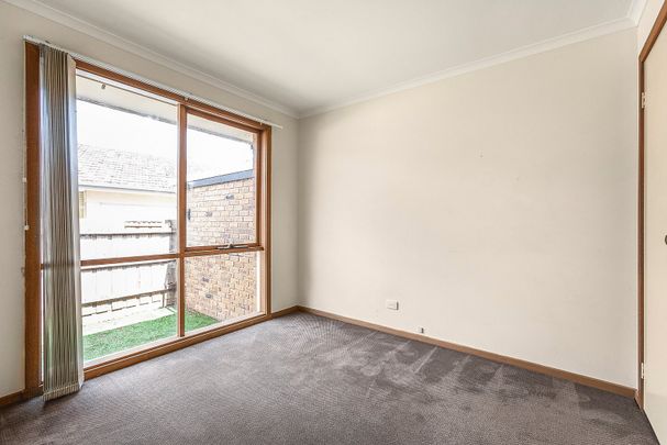 2/5 Johnson Street, Reservoir VIC 3073 - Photo 1