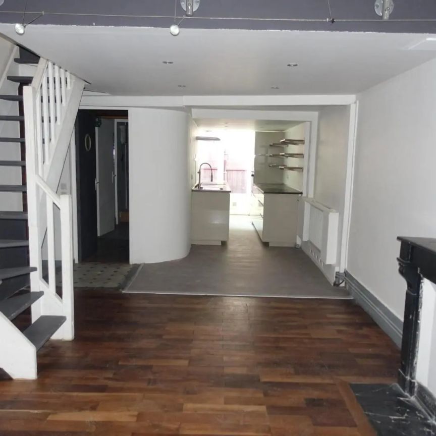 Appartement à louer 2 pièces 67.35m² - Photo 1