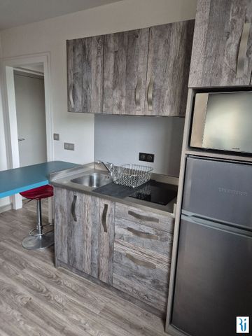 Location Appartement 2 pièces 28m² DEVILLE LES ROUEN 76250 - Photo 4