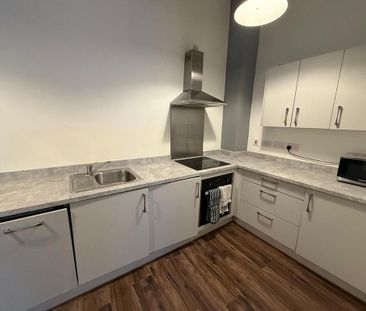 2 bedroom flat to rent - Photo 1