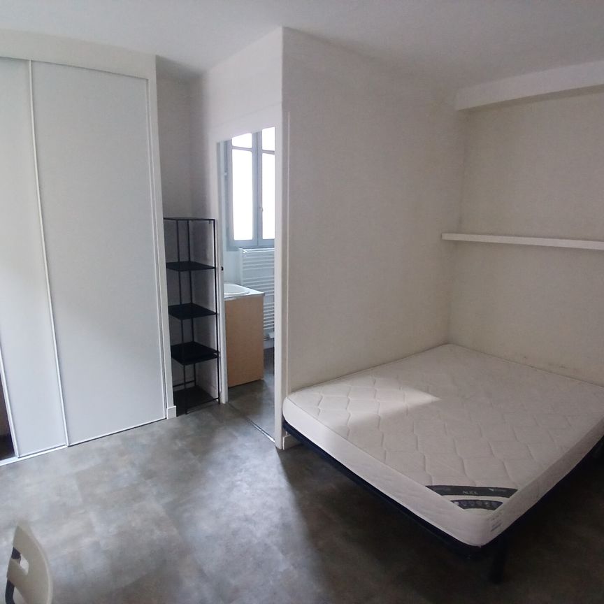 Appartement - 2 pièces - 28,24 m² - Laval - Photo 1