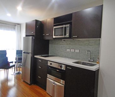 Great City Living - Fully Furnished Apartment - Photo 4