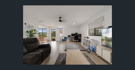 Immaculately Kept Family Home in Prime Kearneys Spring Location - Photo 3