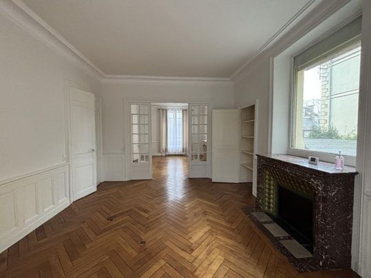 Maison T11 à louer - 295 m² - Photo 1