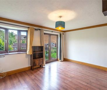 2 bedroom end of terrace house to rent - Photo 5