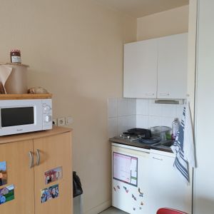Location Appartement 1 pièce 20m² CLERMONT FERRAND 63000 - Photo 2