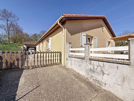 maison individuelle de plain -pied, 125m2, 5 chambres, garage 1700 m2de terrain - Photo 2