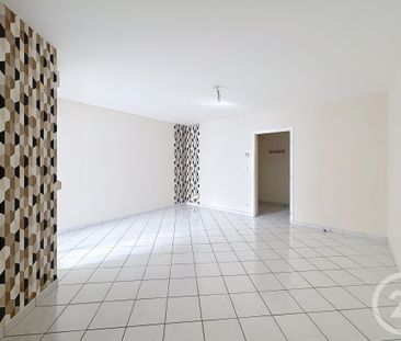 Location Appartement 3 pièces 64m² TROYES 10000 - Photo 3