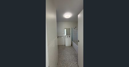 Elevated apartment in the heart of Malvern - Photo 5