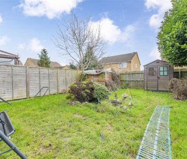 3 bed House - Semi-Detached To Let - Photo 4