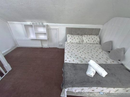 7 bedroom house share to rent - Photo 1