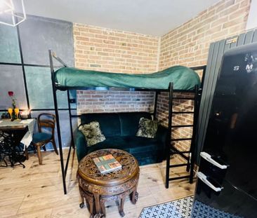 Nietuzinkowa Kawalerka Przy Monte Cassino Cały Rok - Фото 6