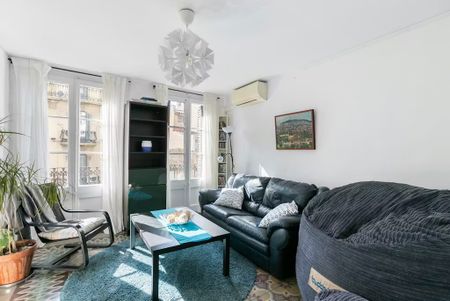 Carrer Gran de Gràcia, Barcelona, Catalonia 08012 - Photo 2