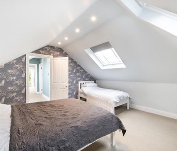 4 bedroom detached house to rent - Photo 2