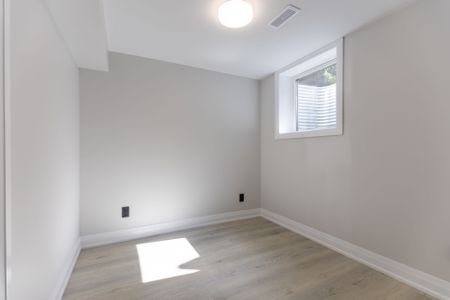 For Lease - 789 Candaras Street, Innisfil, Ontario - Photo 3