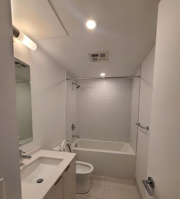 For Lease - 1 Jarvis Street Unit# 427, Hamilton, Ontario - Photo 1