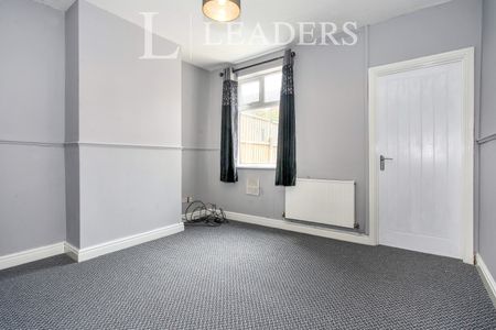 2 bedroom house to rent Livingstone Street, ST6 - Photo 2