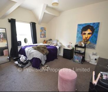 2 Bedroom House Near Leeds Uni - Photo 3