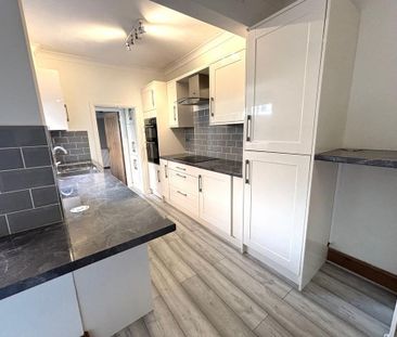 3 bedroom terraced house to rent - Photo 6