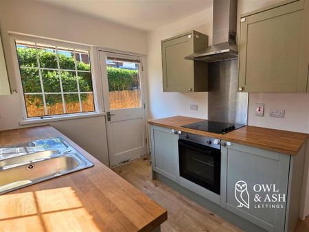 6 Sperrin Park, Belfast, BT5 7RX - Photo 4