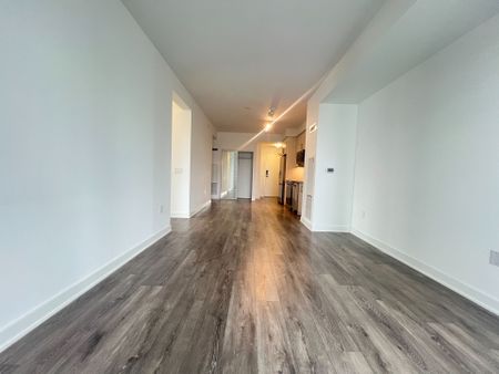 For Lease - 105 Oneida Crescent Unit# 1205, Richmond Hill, Ontario - Photo 3