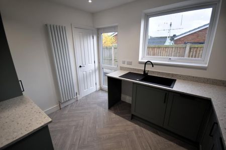 2 bedroom bungalow to rent - Photo 5