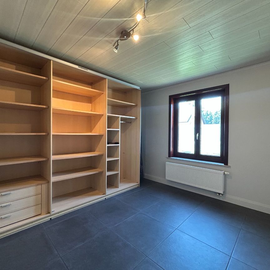 Prachtig gerenoveerde woning met 4 slaapkamers - Foto 1