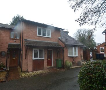 2 bedroom terraced house to rent - Photo 2