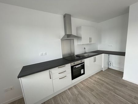 Location Appartement 3 pièces 67m² HAUBOURDIN 59320 - Photo 3