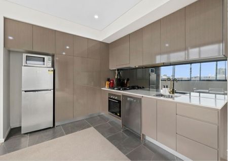 11026/11 Bennelong Parkway, Wentworth Point NSW 2127 - Apartment For Rent | Domain - Photo 3