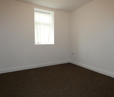 2 bedroom property to rent - Photo 6
