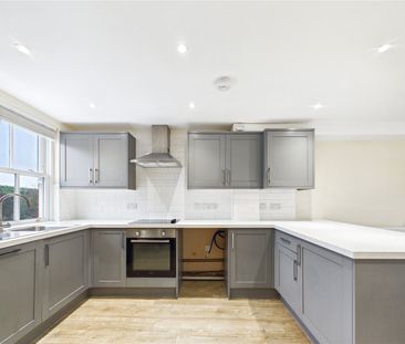 High Street, Dedham, Colchester, Essex, CO7 6HJ - Photo 5