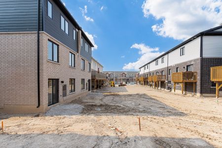 For Lease - 32 Wagon Lane Unit# 6, Barrie, Ontario - Photo 2