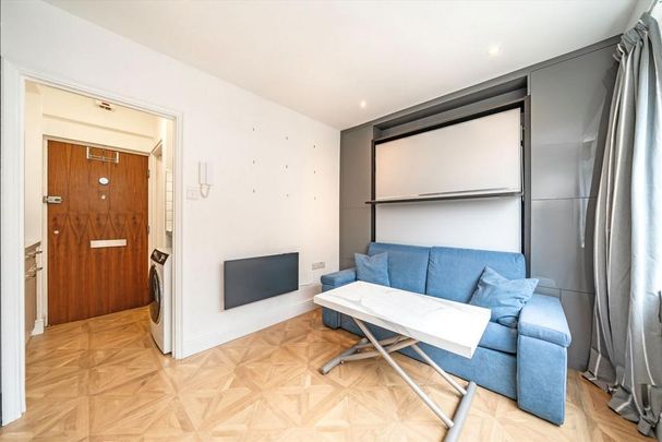 Studio to rent - Photo 1
