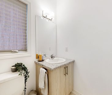 For Lease - 5 Harvest Crescent, Barrie, Ontario - Photo 1