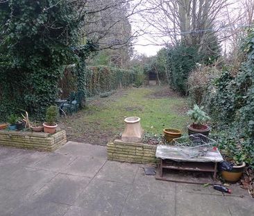 1 bedroom in a house share to rent - Photo 5