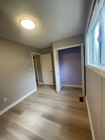 For Lease - 917 LAWSON Road, London North, Ontario - Photo 3