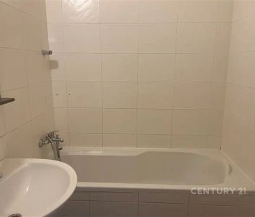 Podnájem moderního bytu 2+1 s lodžií – Ostrava, ul. Generála Píky - Photo 3