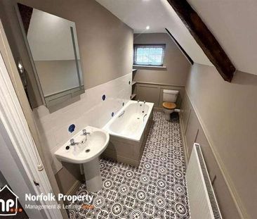 Heggatt, NR12 - Photo 5