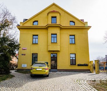 Pronájem bytu 1+kk 30 m² - Photo 1