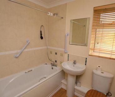 1 bedroom end of terrace house to rent - Photo 3